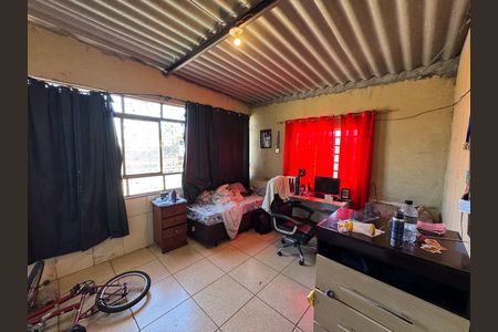 Casa à venda com 249m², 8 quartos e 4 vagas Casa à venda com 249m², 8 quartos e 4 vagasQuarto 2 Anexo 2