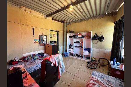 Casa à venda com 249m², 8 quartos e 4 vagas Casa à venda com 249m², 8 quartos e 4 vagasQuarto 2 Anexo 2