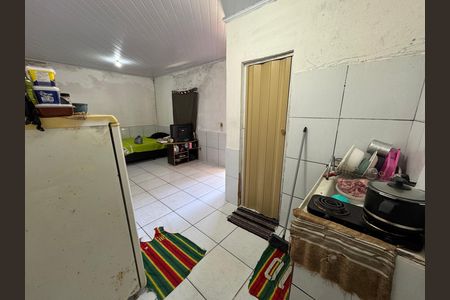 Casa à venda com 249m², 8 quartos e 4 vagas Casa à venda com 249m², 8 quartos e 4 vagasCozinha Anexo 1
