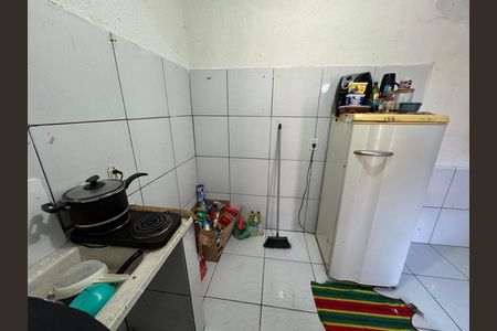 Casa à venda com 249m², 8 quartos e 4 vagas Casa à venda com 249m², 8 quartos e 4 vagasCozinha Anexo 1