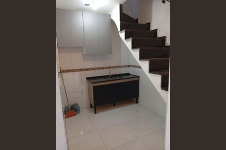 Cozinha de apartamento à venda com 2 quartos, 90m² em Vila Vitória, Santo André