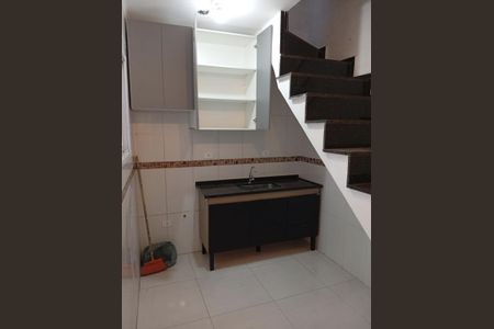 Cozinha de apartamento à venda com 2 quartos, 90m² em Vila Vitória, Santo André