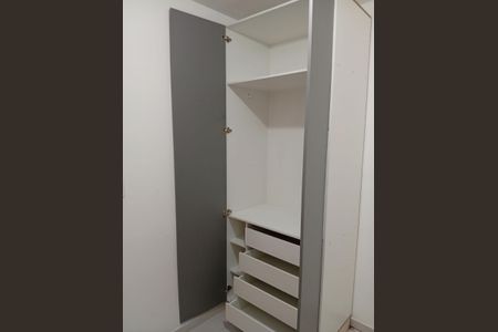 Quarto de apartamento à venda com 2 quartos, 90m² em Vila Vitória, Santo André