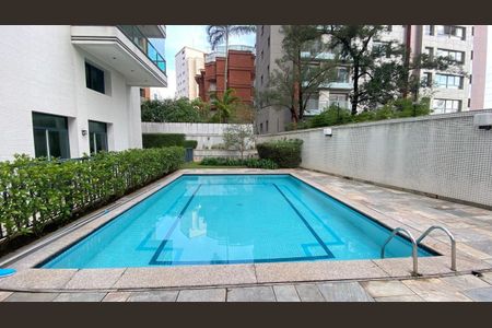 Apartamento para alugar com 4 quartos, 202m² em Higienópolis, São Paulo