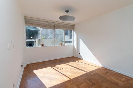 Apartamento à venda com 90m², 2 quartos e 2 vagas Apartamento à venda com 90m², 2 quartos e 2 vagasSala
