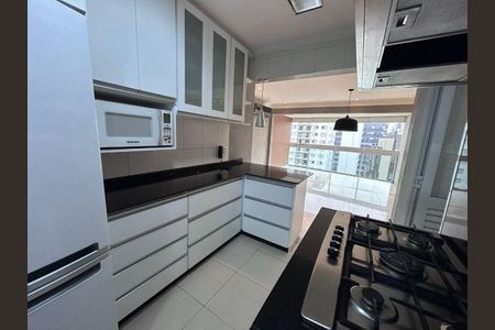 Apartamento à venda com 96m², 2 quartos e 2 vagas