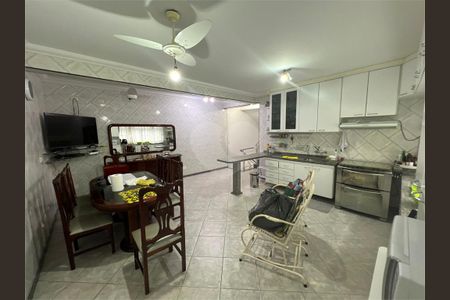 Casa à venda com 2 quartos, 150m² em Interlagos, São Paulo