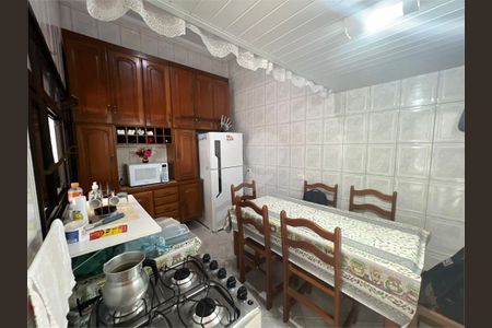 Casa à venda com 2 quartos, 150m² em Interlagos, São Paulo
