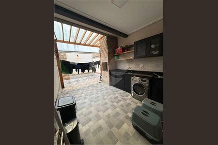 Casa à venda com 98m², 3 quartos e 3 vagas