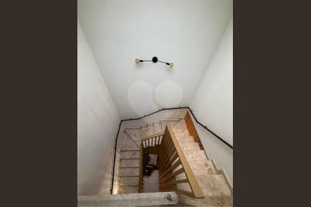 Casa à venda com 98m², 3 quartos e 3 vagas