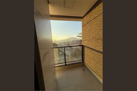Casa à venda com 3 quartos, 98m² em Jardim Mutinga, São Paulo