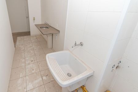Apartamento à venda com 57m², 2 quartos e 1 vaga Apartamento à venda com 57m², 2 quartos e 1 vagaCozinha e Área de Serviço