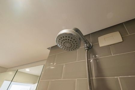 Banheiro de apartamento à venda com 2 quartos, 77m² em Alto da Lapa, São Paulo