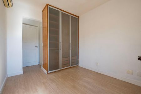 Suíte de apartamento à venda com 2 quartos, 77m² em Alto da Lapa, São Paulo
