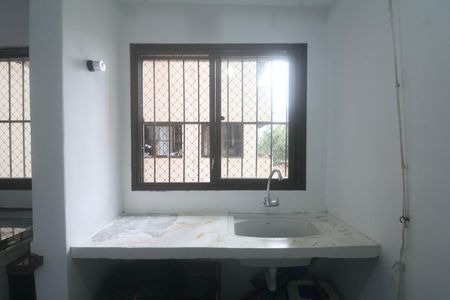 Área de Serviço de apartamento para alugar com 2 quartos, 89m² em Jardim Las Palmas, Guarujá