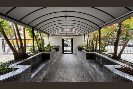 Fachada de apartamento para alugar com 2 quartos, 89m² em Jardim Las Palmas, Guarujá