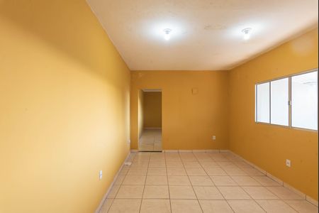 Casa à venda com 318m², 4 quartos e 10 vagasSala