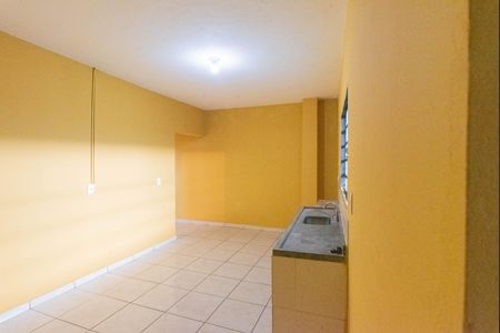 Casa à venda com 318m², 4 quartos e 10 vagasCozinha 1