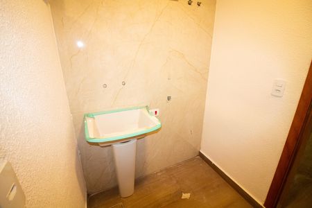 Casa para alugar com 53m², 2 quartos e sem vaga Casa para alugar com 53m², 2 quartos e sem vagaÁrea de Serviço