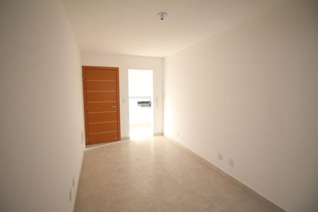 Sala de apartamento para alugar com 2 quartos, 55m² em Novo das Indústrias, Belo Horizonte