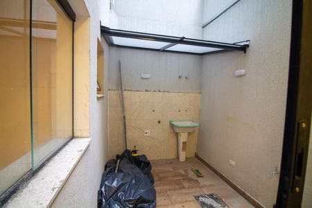 Casa para alugar com 42m², 1 quarto e sem vaga