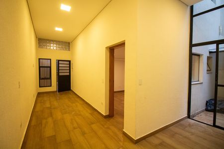 Casa para alugar com 42m², 1 quarto e sem vaga