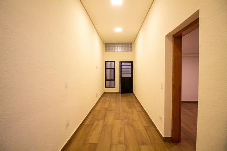 Casa para alugar com 42m², 1 quarto e sem vaga