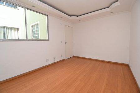 Sala de apartamento à venda com 2 quartos, 45m² em Sapucaias, Contagem