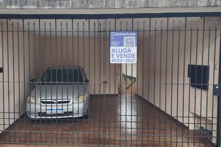 Casa à venda com 99m², 2 quartos e 2 vagas Casa à venda com 99m², 2 quartos e 2 vagasFachada