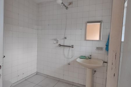 Casa à venda com 99m², 2 quartos e 2 vagas Casa à venda com 99m², 2 quartos e 2 vagasBanheiro