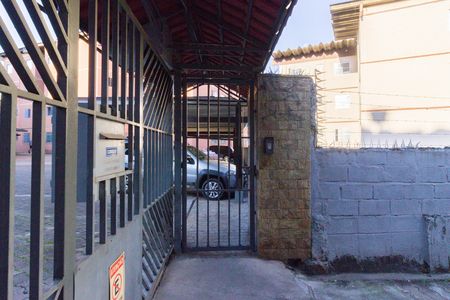 Apartamento à venda com 59m², 3 quartos e 1 vaga Apartamento à venda com 59m², 3 quartos e 1 vagaEntrada/Saída