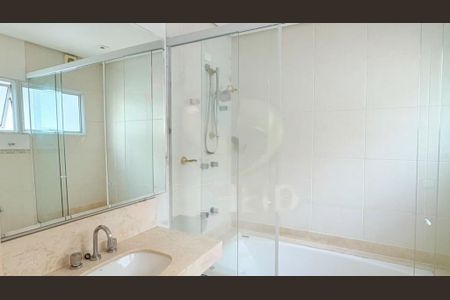 Casa à venda com 2 quartos, 155m² em Parque Colonial, São Paulo