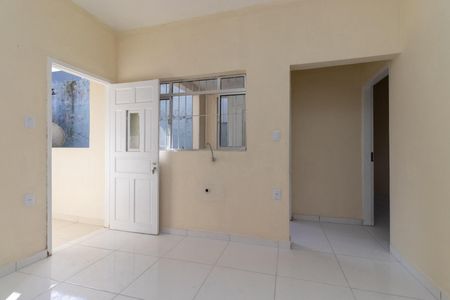 Casa para alugar com 50m², 2 quartos e sem vagaSala/Cozinha
