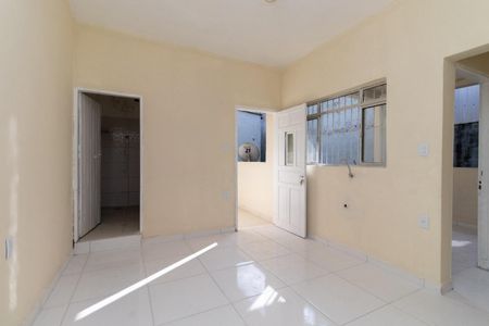 Casa para alugar com 50m², 2 quartos e sem vagaSala/Cozinha