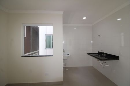 Sala / Cozinha de apartamento para alugar com 2 quartos, 37m² em Jardim Franca, São Paulo