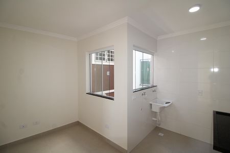Sala / Cozinha de apartamento para alugar com 2 quartos, 37m² em Jardim Franca, São Paulo