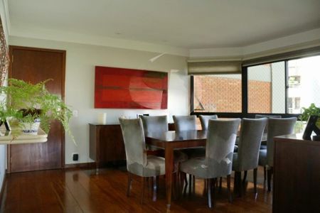 Apartamento à venda com 3 quartos, 240m² em Vila Morumbi, São Paulo
