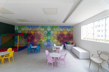 Apartamento para alugar com 42m², 2 quartos e 1 vaga Apartamento para alugar com 42m², 2 quartos e 1 vagaÁrea comum -Brinquedoteca