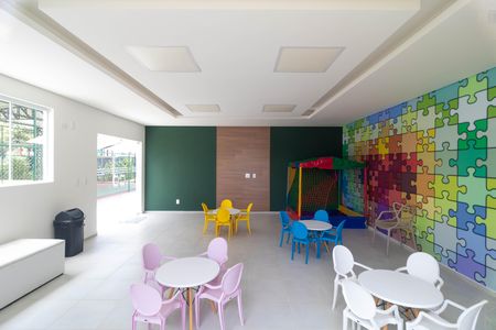 Apartamento para alugar com 42m², 2 quartos e 1 vaga Apartamento para alugar com 42m², 2 quartos e 1 vagaÁrea comum -Brinquedoteca