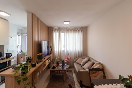 Salas de apartamento para alugar com 2 quartos, 42m² em Vila Satúrnia, Campinas