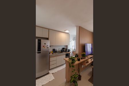 Cozinha de apartamento para alugar com 2 quartos, 42m² em Vila Satúrnia, Campinas