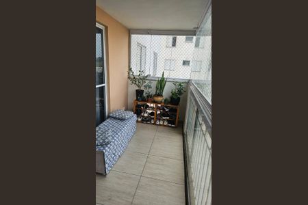 Apartamento à venda com 88m², 3 quartos e 2 vagas Apartamento à venda com 88m², 3 quartos e 2 vagasVaranda