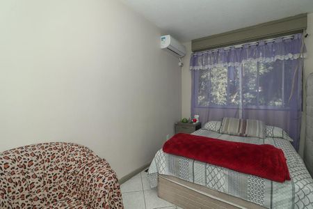 Quarto de apartamento à venda com 1 quarto, 54m² em Jardim Sabará, Porto Alegre