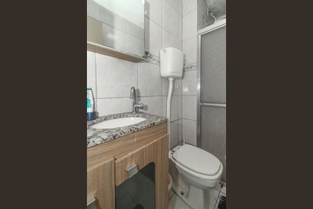 Banheiro de apartamento à venda com 1 quarto, 54m² em Jardim Sabará, Porto Alegre