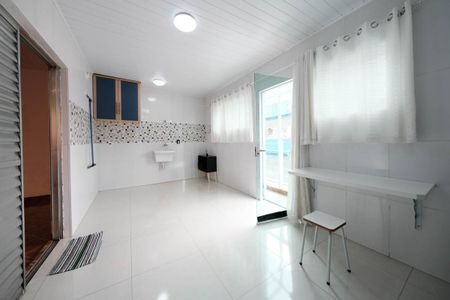 Casa para alugar com 125m², 2 quartos e 1 vagaCozinha e Área de Serviço