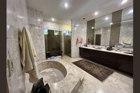Casa à venda com 5 quartos, 865m² em Jardim America, São Paulo
