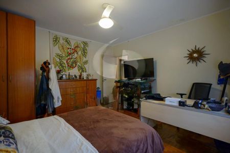 Casa à venda com 4 quartos, 439m² em Jardim Santa Helena, São Paulo