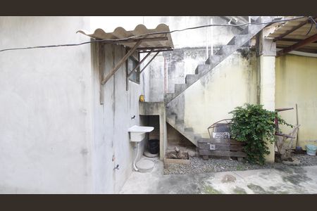Área de Serviço de kitnet/studio para alugar com 1 quarto, 150m² em Parque Eldorado 2, Cabo Frio