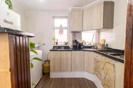 Apartamento à venda com 53m², 3 quartos e 1 vaga Apartamento à venda com 53m², 3 quartos e 1 vagaCozinha e Área de Serviço