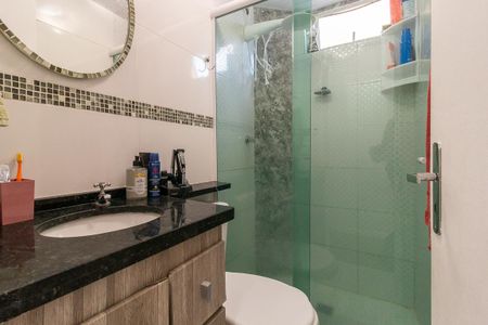 Apartamento à venda com 53m², 3 quartos e 1 vaga Apartamento à venda com 53m², 3 quartos e 1 vagaBanheiro Social